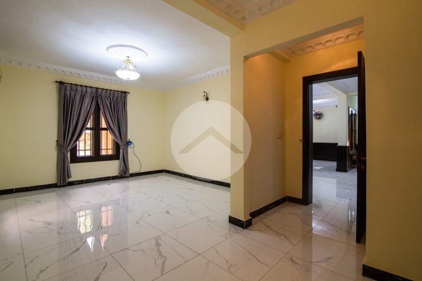 5 Bedroom Villa For Rent - Tuol Kork, Phnom Penh