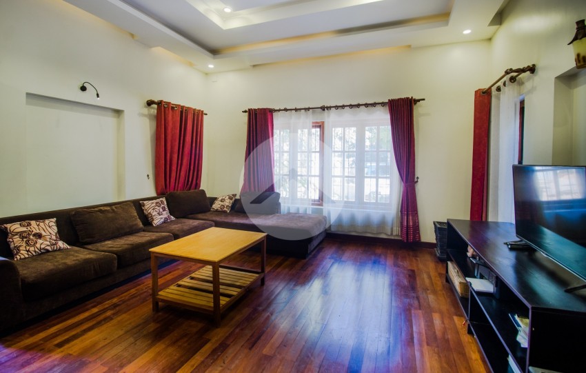 5 Bedroom Villa for Sale - Tropeng Traeng, Siem Reap