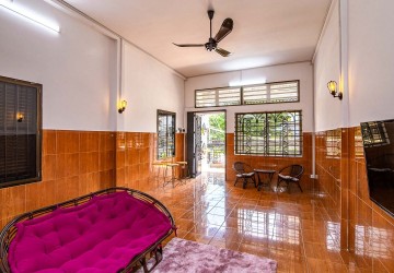 2 Bedroom Flat For Rent - Beung Raing , Phnom Penh thumbnail