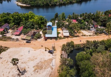 One Bedroom House For Sale - Kampong Kraeng Waterway, Kampot thumbnail