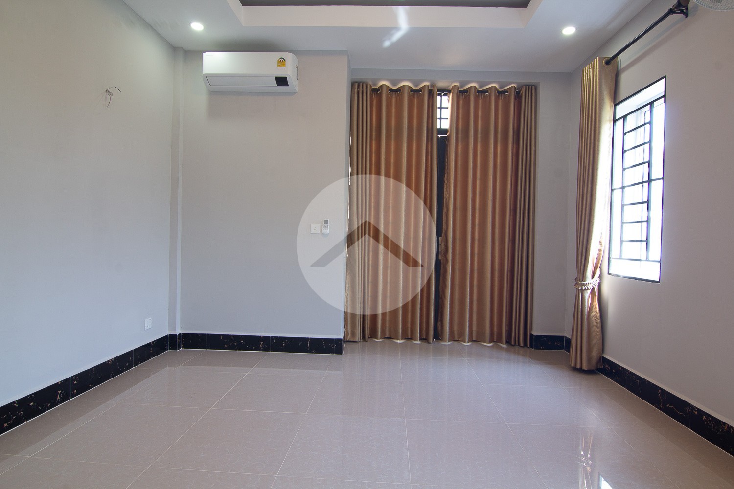 3 Bedroom Flat For Sale - Sala Kamreuk, Siem Reap - Image 12