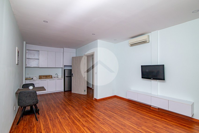 1 Bedroom Apartment For Rent - Tonle Bassac, Phnom Penh