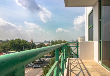 1 Bedroom Serviced Apartment For Rent - Daun Penh, Phnom Penh  thumbnail