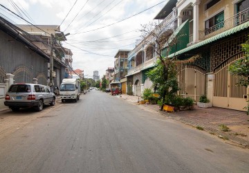 Two Shophouses For Rent - Toul Svay Prey, Phnom Penh thumbnail