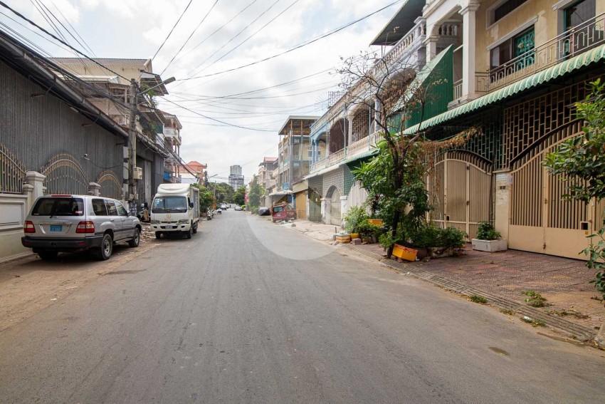 Two Shophouses For Rent - Toul Svay Prey, Phnom Penh