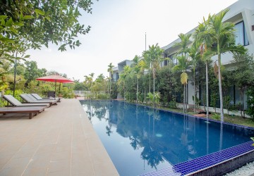 2 Bedroom Apartment with Pool for Rent - Road 60m thumbnail