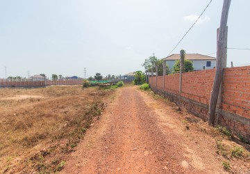 687 Sqm Residential Land For Sale - Chreav, Siem Reap thumbnail