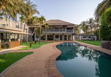 6 Bedroom Luxury Villa  For Sale - Sala Kamreuk, Siem Reap thumbnail