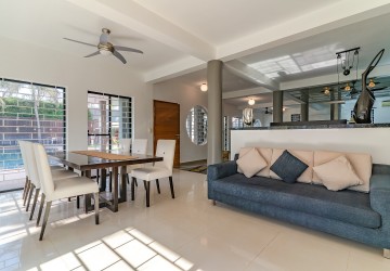 6 Bedroom Luxury Villa  For Sale - Sala Kamreuk, Siem Reap thumbnail