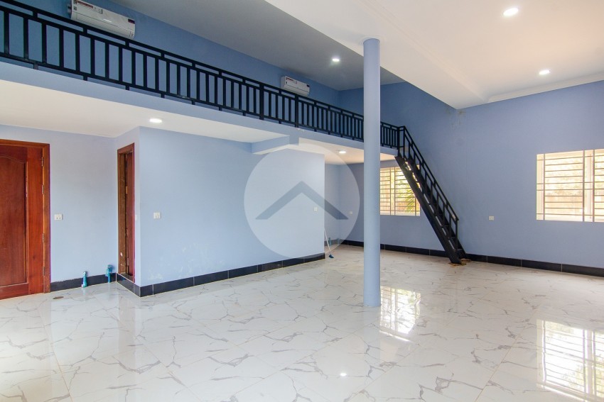 64 Sqm Commercial Space With Mezzanine For Rent - Sala Kamreuk, Siem Reap