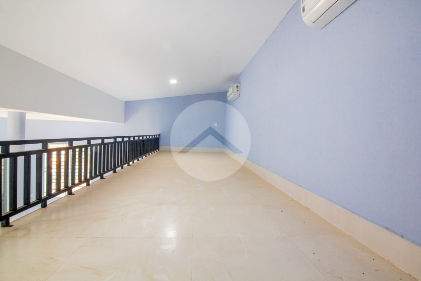 64 Sqm Commercial Space With Mezzanine For Rent - Sala Kamreuk, Siem Reap