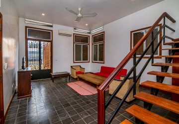 Renovated 2 Bedroom Apartment For Rent - Wat Phnom, Phnom Penh thumbnail