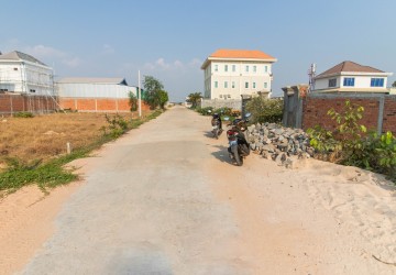 100 Sqm Residential Land For Sale - Svay Thom, Siem Reap thumbnail