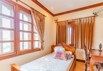 4 Bedroom Villa For Rent - Sala Kamreuk, Siem Reap thumbnail