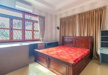 4 Bedroom Villa  For Rent - Svay Dangkum, Siem Reap thumbnail