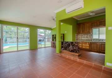 2 Bedroom Villa For Rent - Wat Athvear, Siem Reap thumbnail