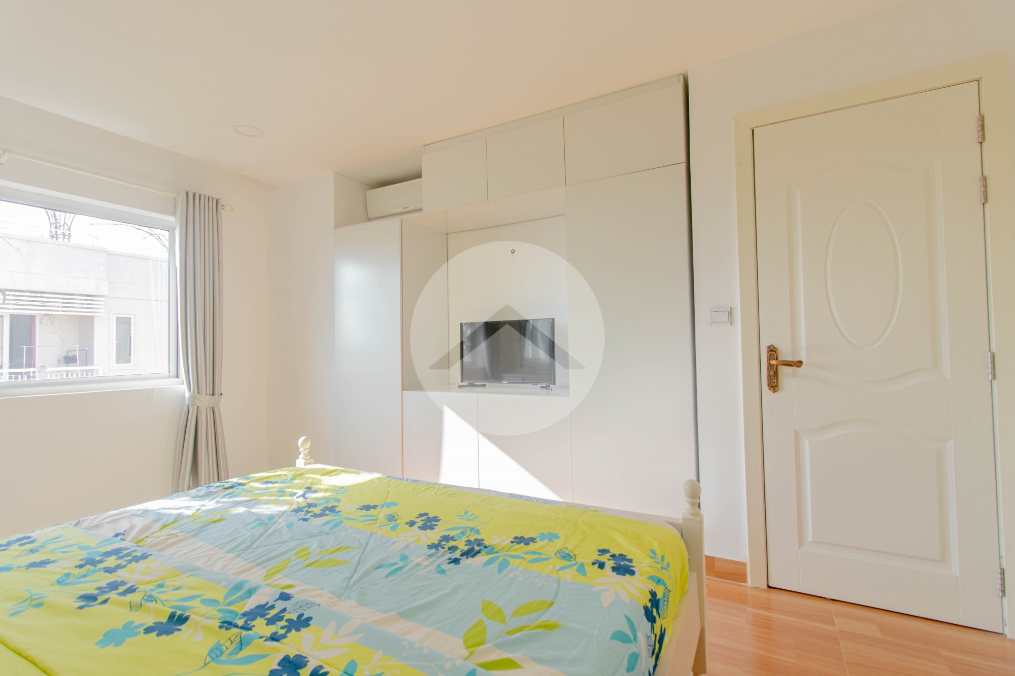2 Bedroom Condo For Sale - Svay Dangkum, Siem Reap - Image 8