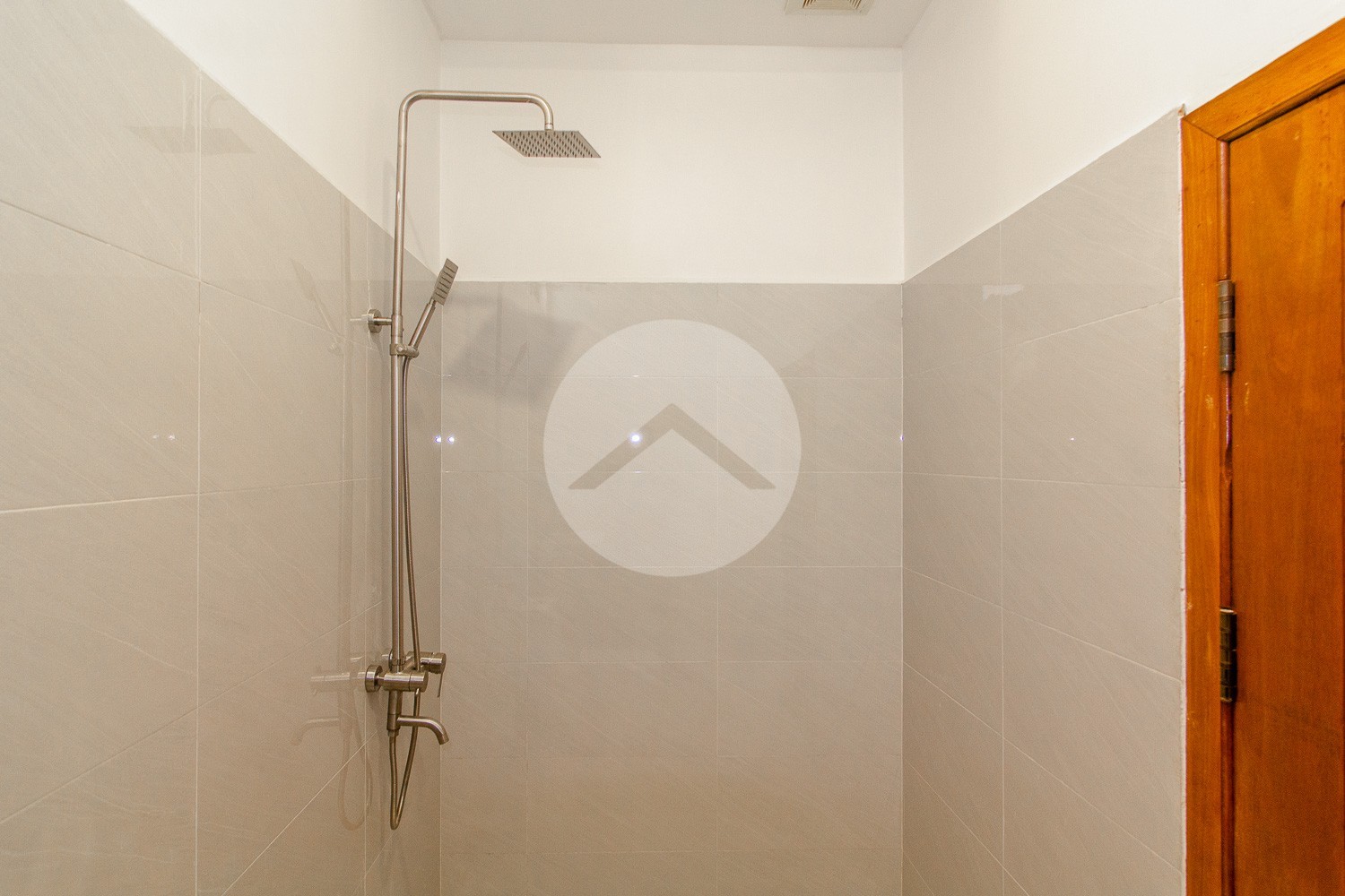 3 Unit Apartment Floor For Rent - Svay Dangkum, Siem Reap - Image 16