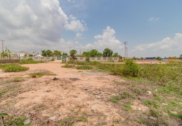 298 sqm Land For Sale in Svay Dangkum, Siem Reap thumbnail