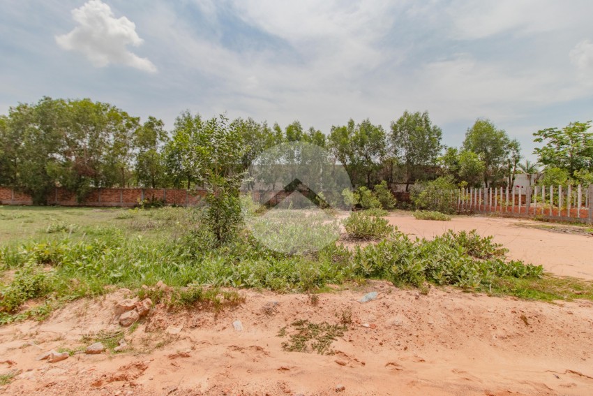 298 sqm Land For Sale in Svay Dangkum, Siem Reap