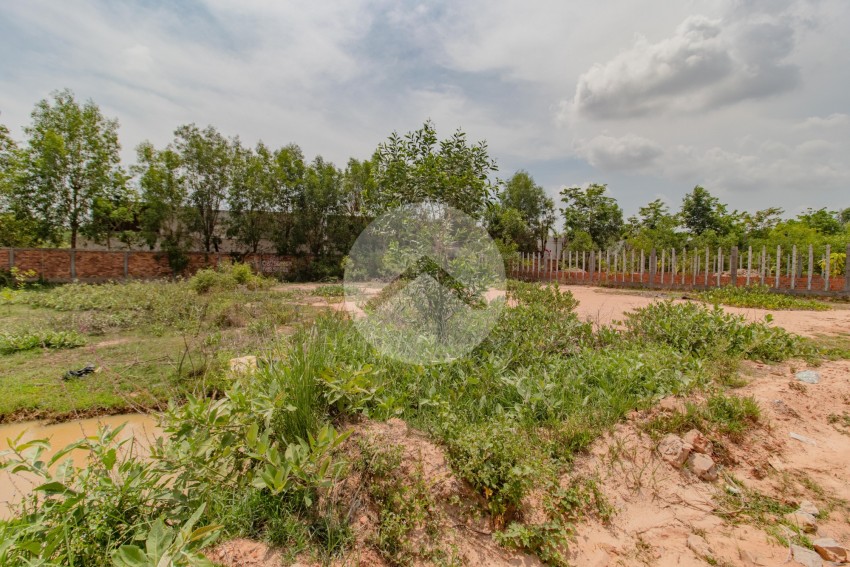 298 sqm Land For Sale in Svay Dangkum, Siem Reap