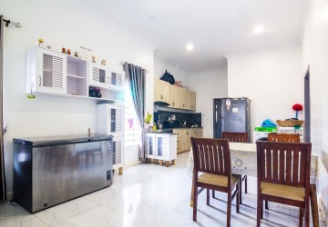 3 Bedroom Villa For Rent - Krabi Riel, Siem Reap thumbnail