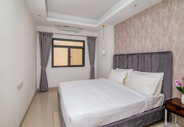 3 Bedroom Condo For Rent - Toul Kork, Phnom Penh thumbnail