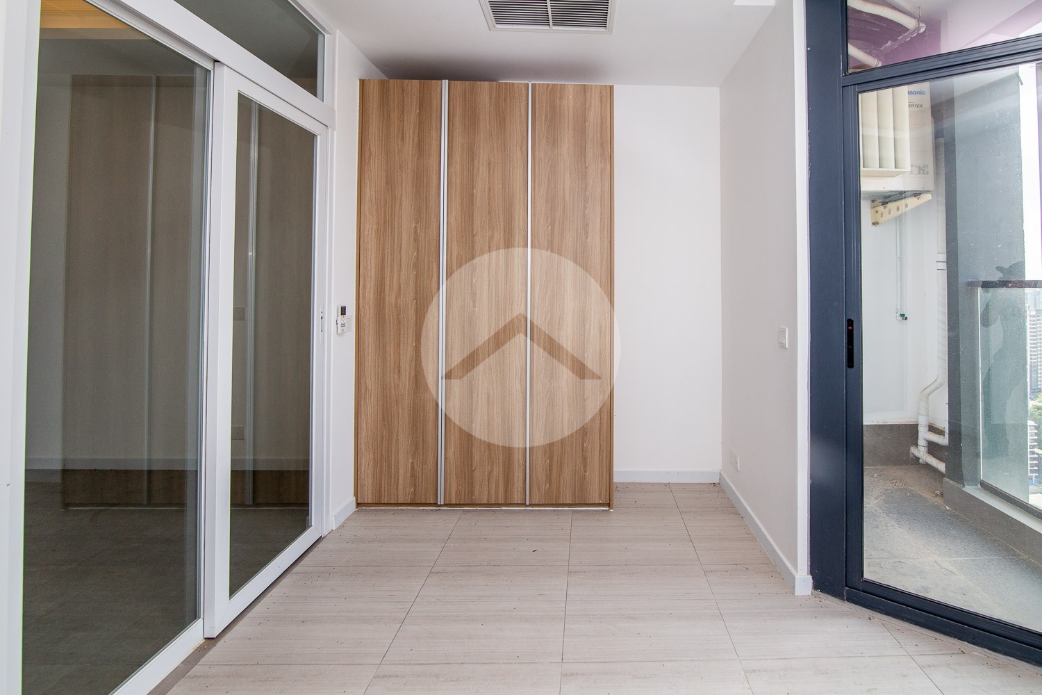 32th Floor 1 Bedroom Condo For Sale - The Penthouse, Phnom Penh - Image 6