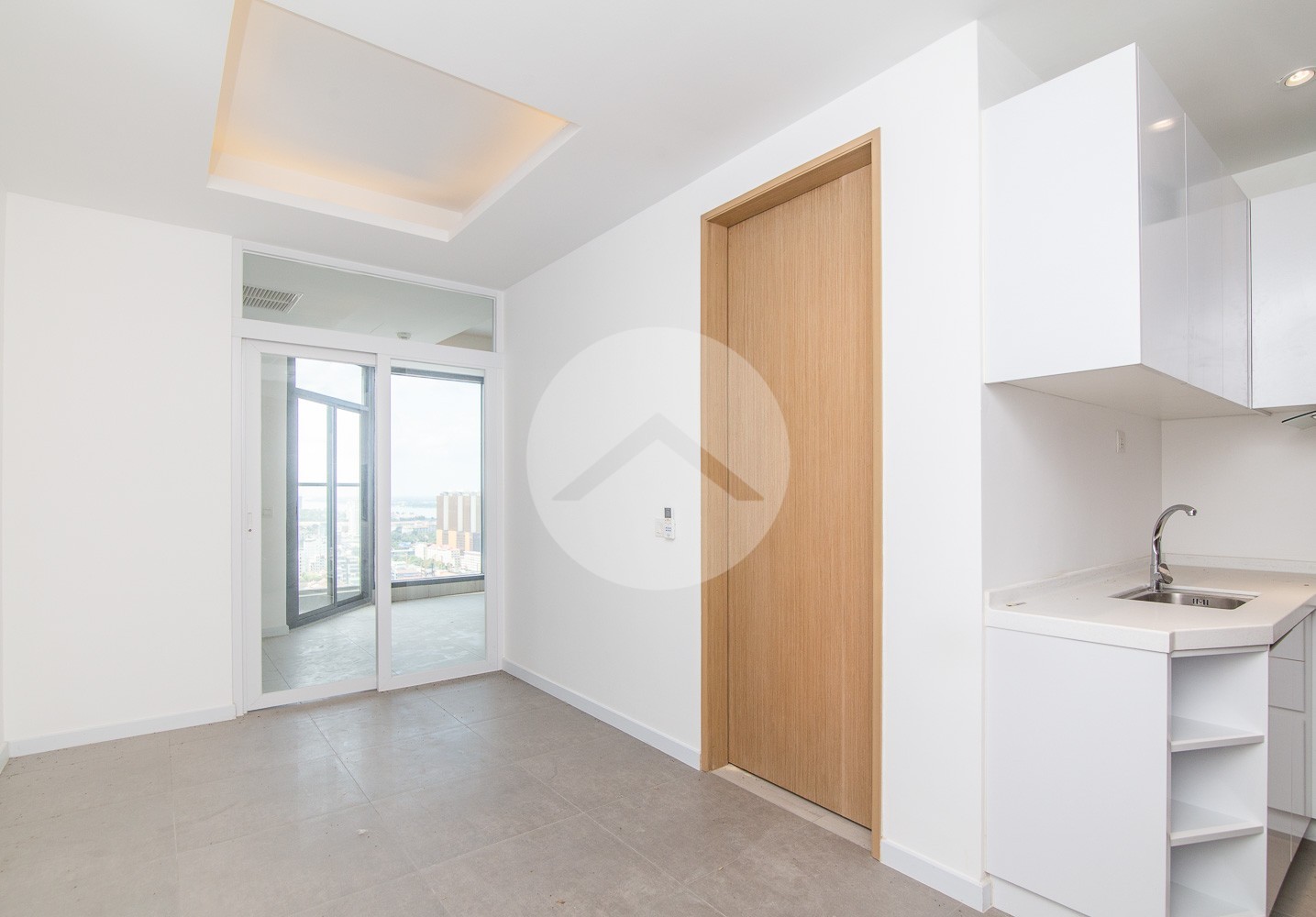 32th Floor 1 Bedroom Condo For Sale - The Penthouse, Phnom Penh - Image 2