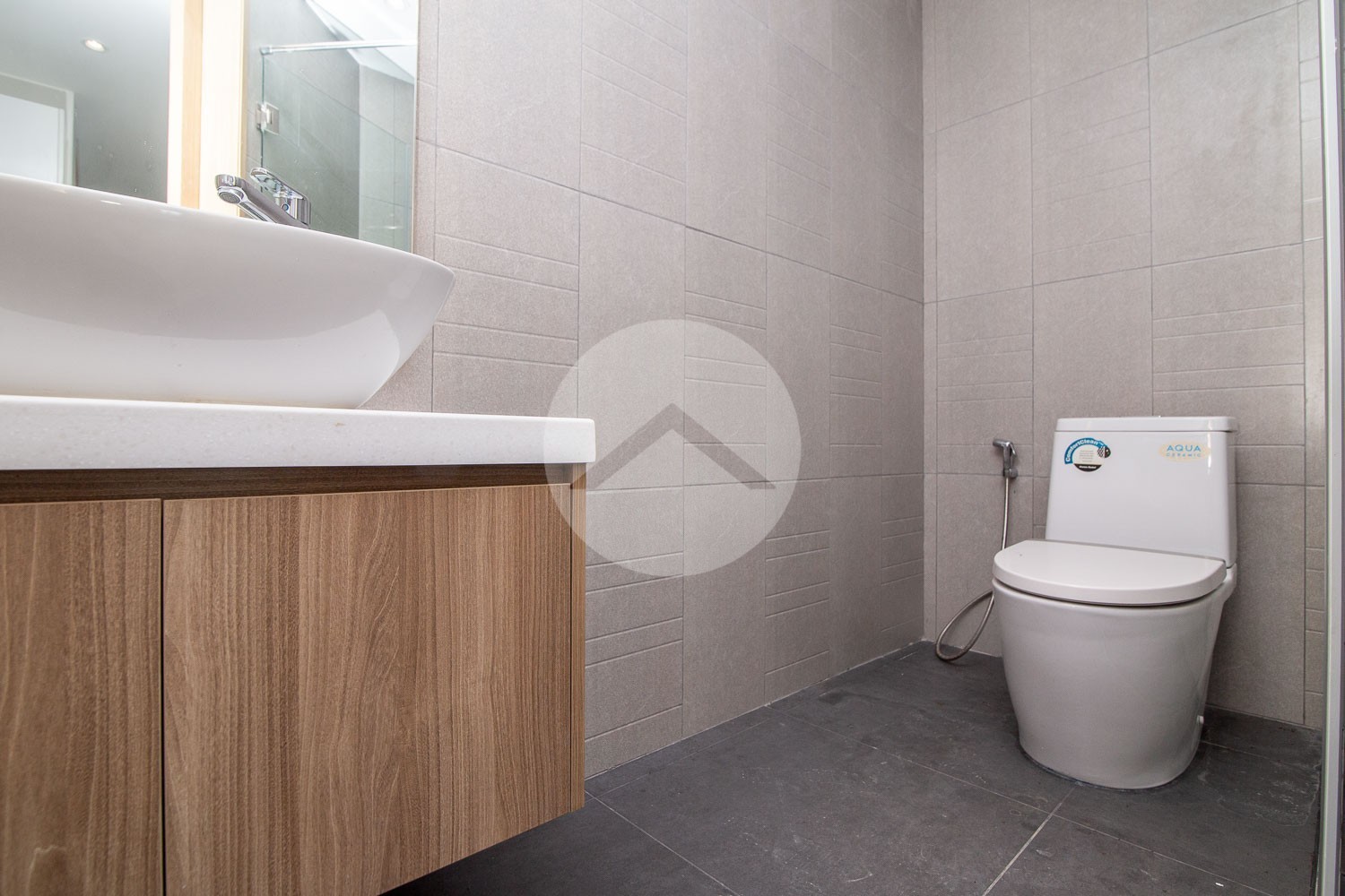 32th Floor 1 Bedroom Condo For Sale - The Penthouse, Phnom Penh - Image 4