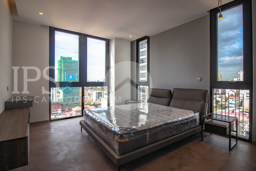 4 Bedroom Serviced Apartment For Rent - BKK1, Phnom Penh