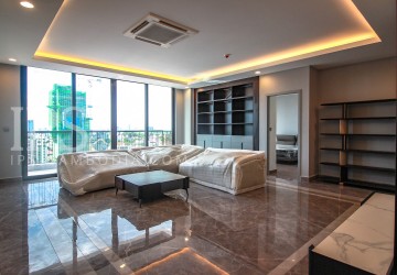 4 Bedroom Serviced Apartment For Rent - BKK1, Phnom Penh thumbnail