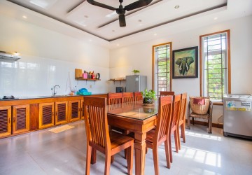 3 Bedroom Villa For Rent - Sala Kamruek, Siem Reap thumbnail