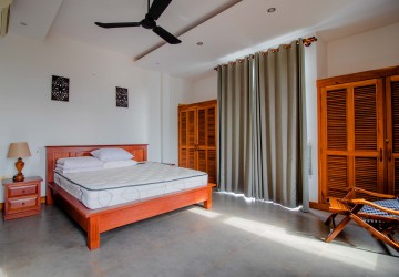 3 Bedroom Villa For Rent - Sala Kamruek, Siem Reap thumbnail