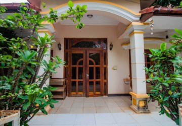 2 Bedroom Villa For Rent - Kouk Chak, Siem Reap thumbnail