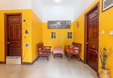 2 Bedroom Villa For Rent - Kouk Chak, Siem Reap thumbnail