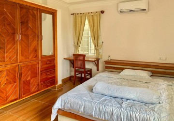 1 Bedroom Apartment For Rent - Slor Kram, Siem Reap thumbnail