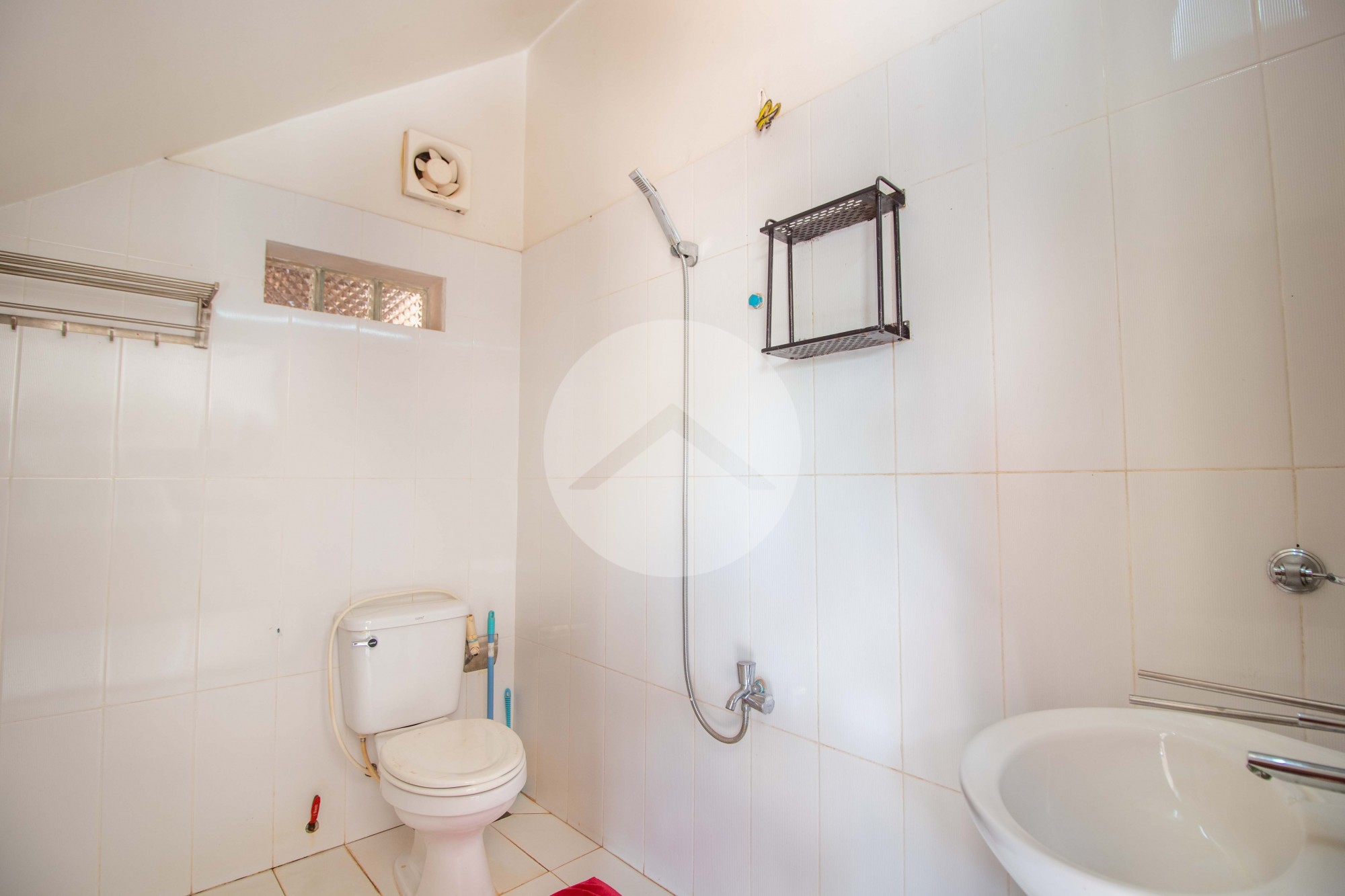 3 Bedroom Villa Share Pool For Rent-Svay Dangkum, Siem Reap - Image 33