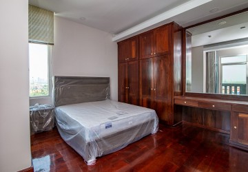 2 Bedroom Apartment For Rent - Chak Angre Krom, Phnom Penh thumbnail