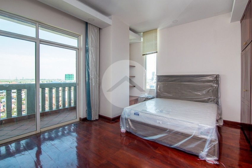 2 Bedroom Apartment For Rent - Chak Angre Krom, Phnom Penh
