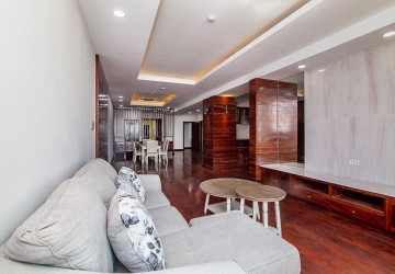 2 Bedroom Apartment For Rent - Chak Angre Krom, Phnom Penh thumbnail
