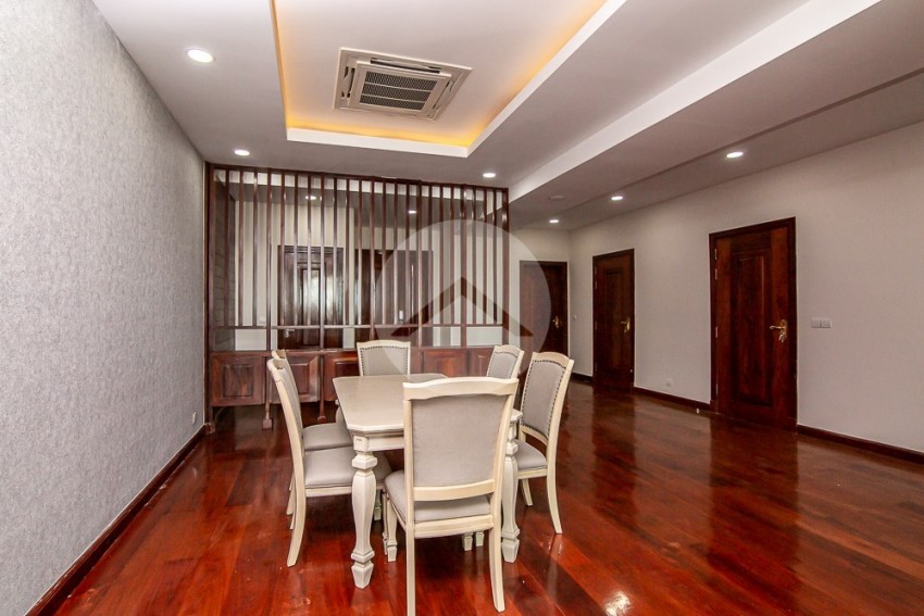 2 Bedroom Apartment For Rent - Chak Angre Krom, Phnom Penh