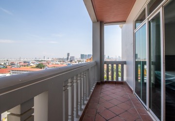 2 Bedroom Apartment For Rent - Chak Angre Krom, Phnom Penh thumbnail