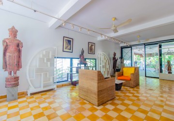 3 Bedroom French Villa For Rent - Sala Kamruek, Siem Reap thumbnail