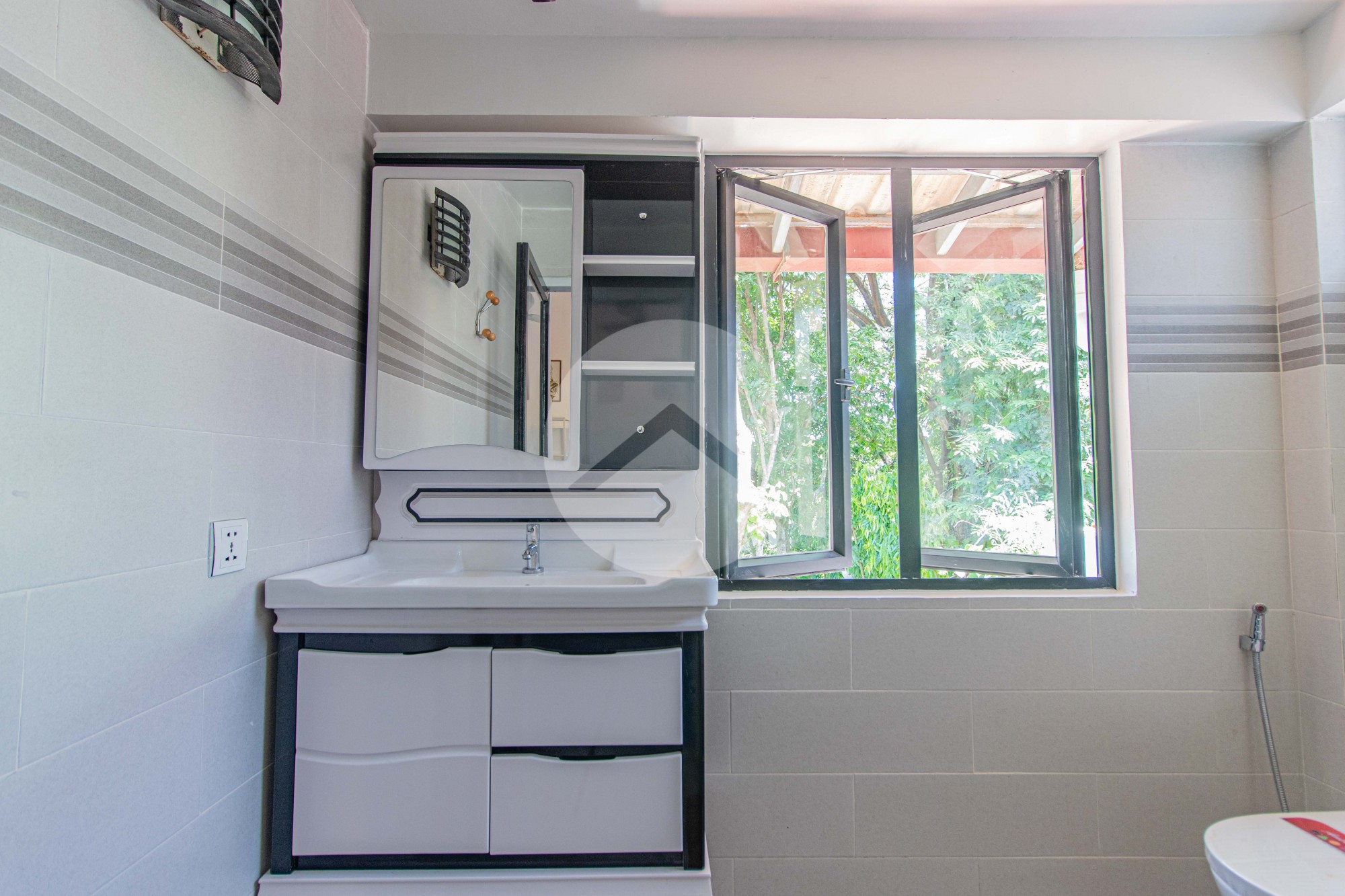 3 Bedroom French Villa For Rent - Sala Kamruek, Siem Reap - Image 24