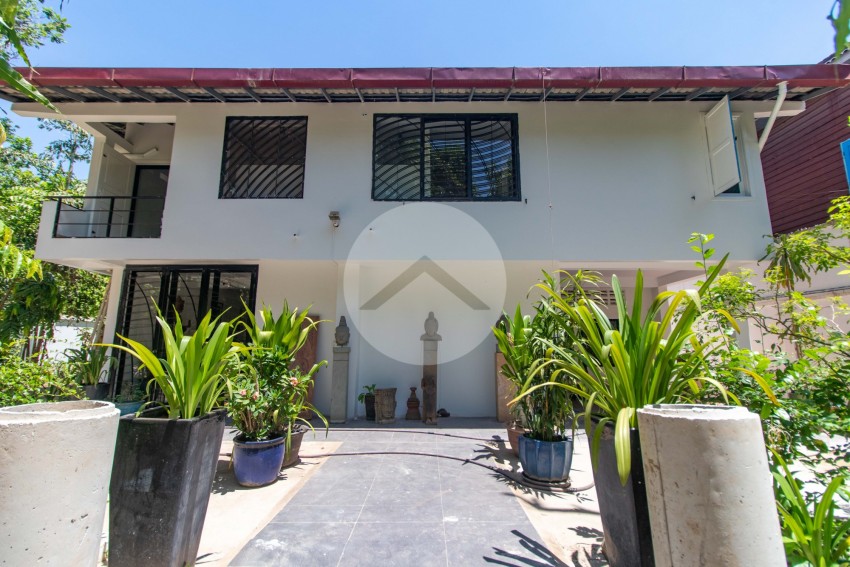 3 Bedroom French Villa For Rent - Sala Kamruek, Siem Reap