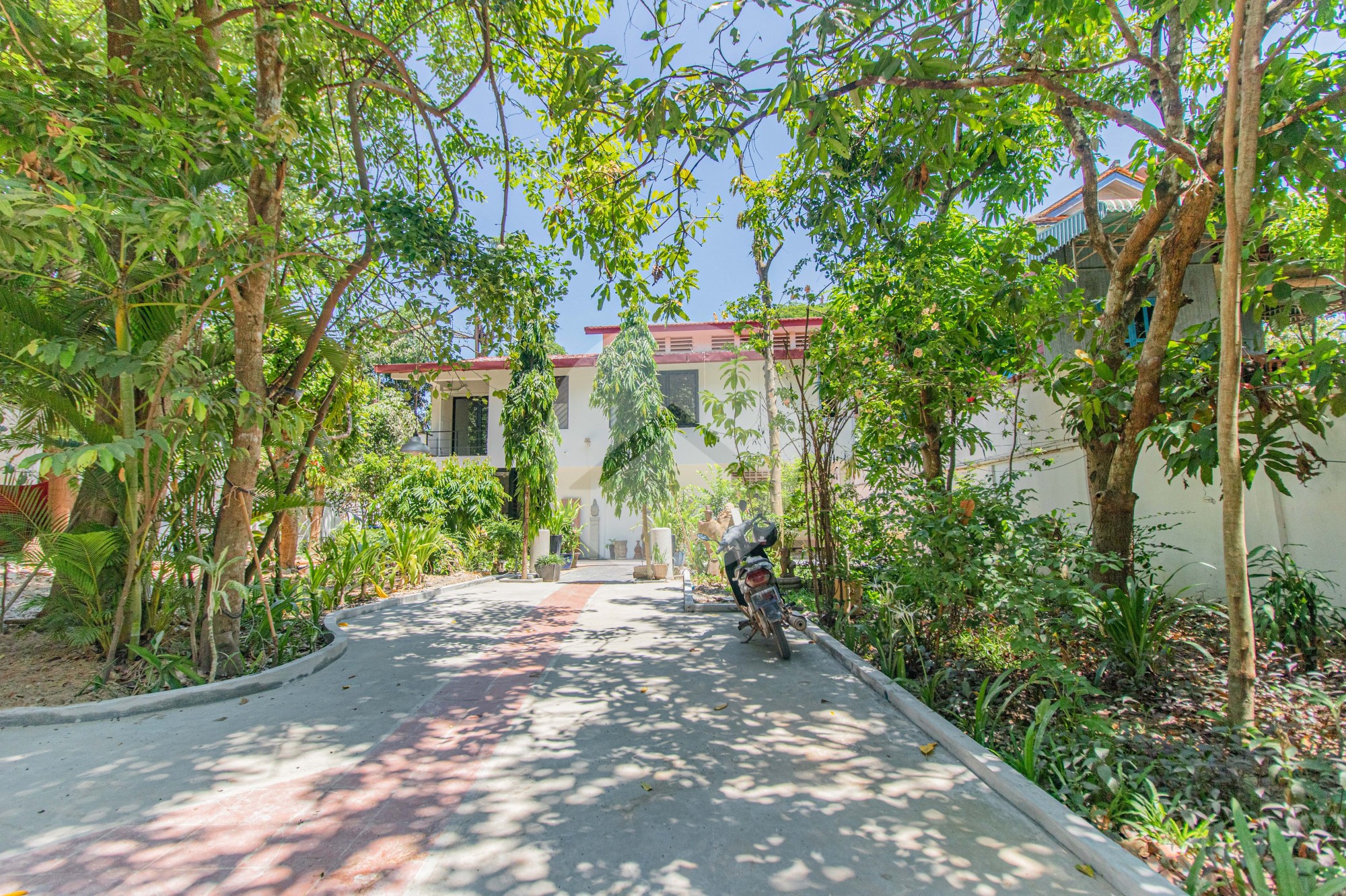3 Bedroom French Villa For Rent - Sala Kamruek, Siem Reap - Image 18