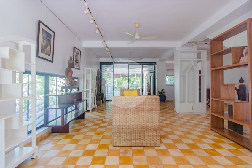 3 Bedroom French Villa For Rent - Sala Kamruek, Siem Reap