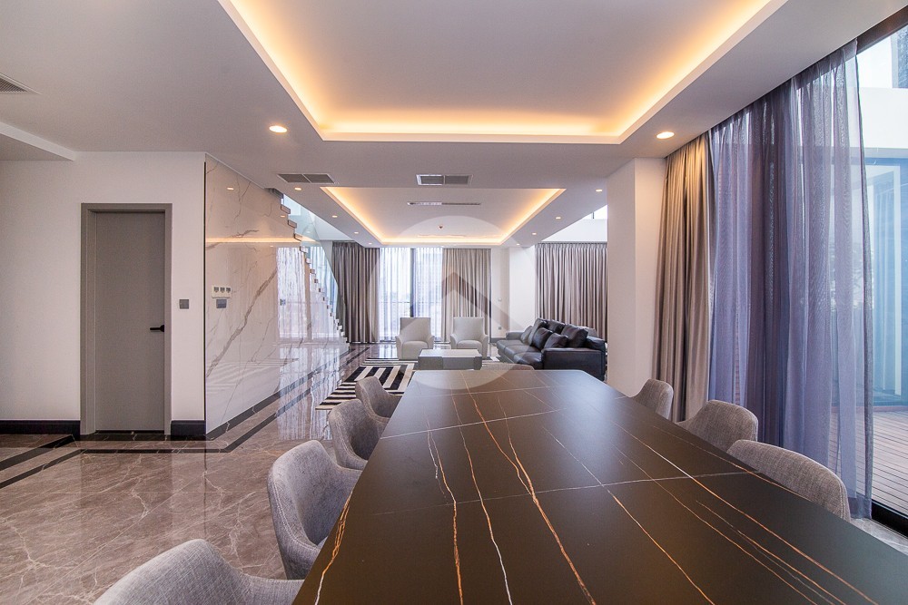 Duplex 3 Bedroom Serviced Penthouse For Rent - BKK1, Phnom Penh - Image 7
