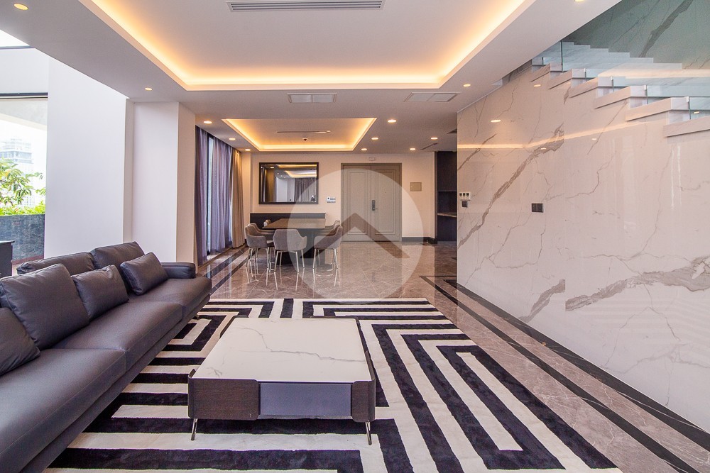 Duplex 3 Bedroom Serviced Penthouse For Rent - BKK1, Phnom Penh - Image 10
